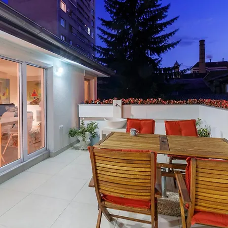 Apartament New Luxury Stay In Old Town With Free Garage Sarajewo