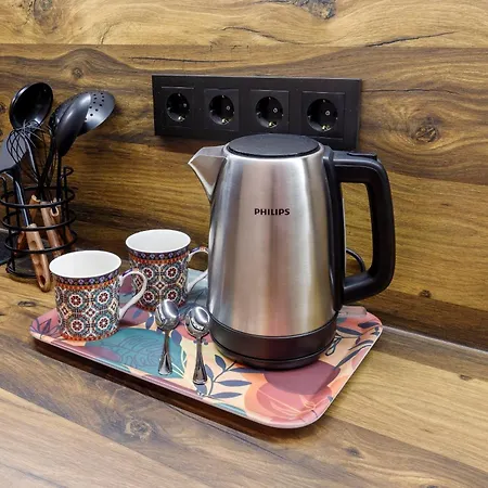 New Luxury In Old Town With Free Garage Appartamento *