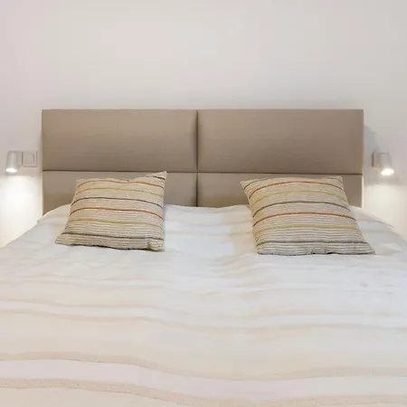 New Luxury In Old Town With Free Garage Διαμέρισμα